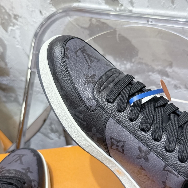 l0vis Vvtt0n trainer sneaker